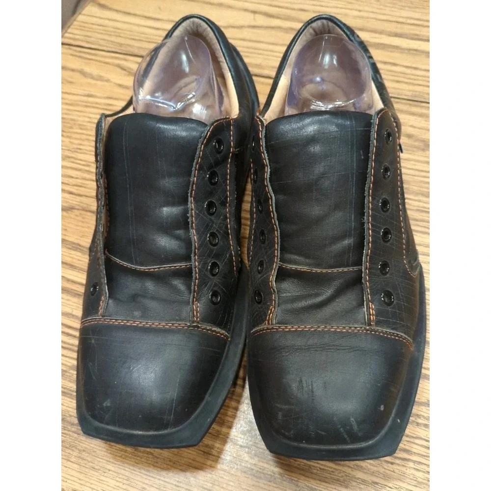 Vintage John Fluevog Men's Black Square Toe Leather Shoe Size 11 **NEEDS LACES*